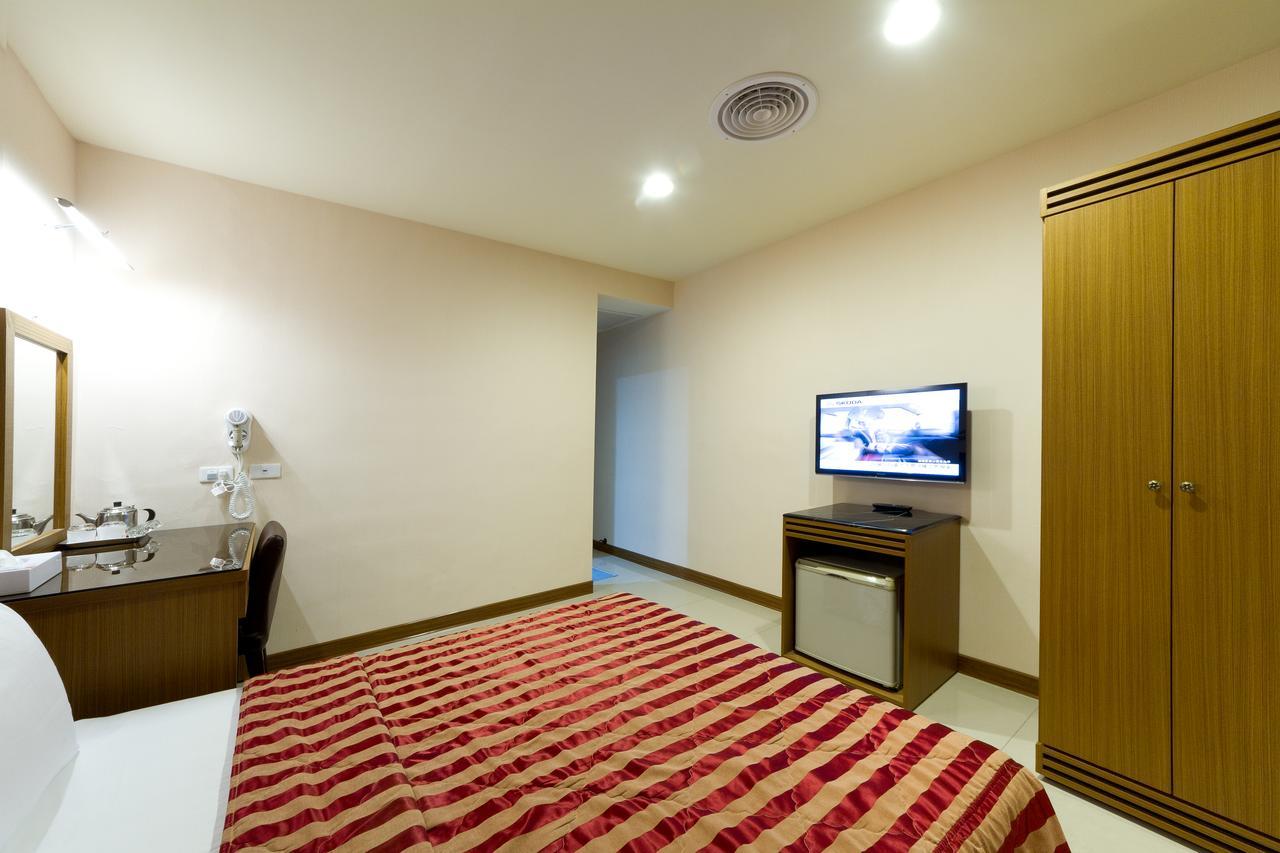 Songshan Hotel Kaohsiung Dış mekan fotoğraf